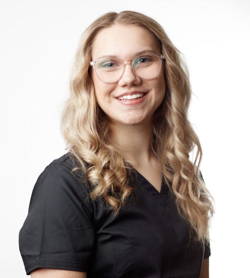 Gresham Advanced Dentistry – Team Brooke Assistant Brooke, Dental Assistant at Gresham Advanced Dentistry in Gresham, Oregon
